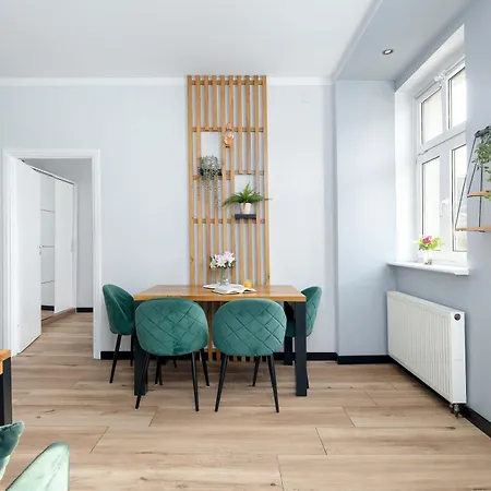 Apartmán Comfortable One Bedroom Located Near The Old Market Square By Renters *