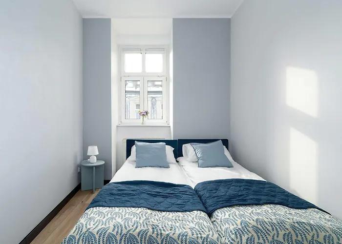 Comfortable One Bedroom Located Near The Old Market Square By Renters * Poznaň