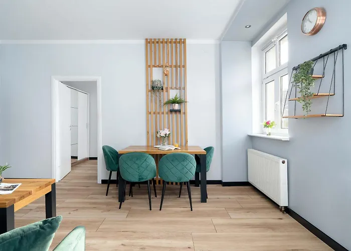 Apartamento Comfortable One Bedroom Located Near The Old Market Square By Renters *