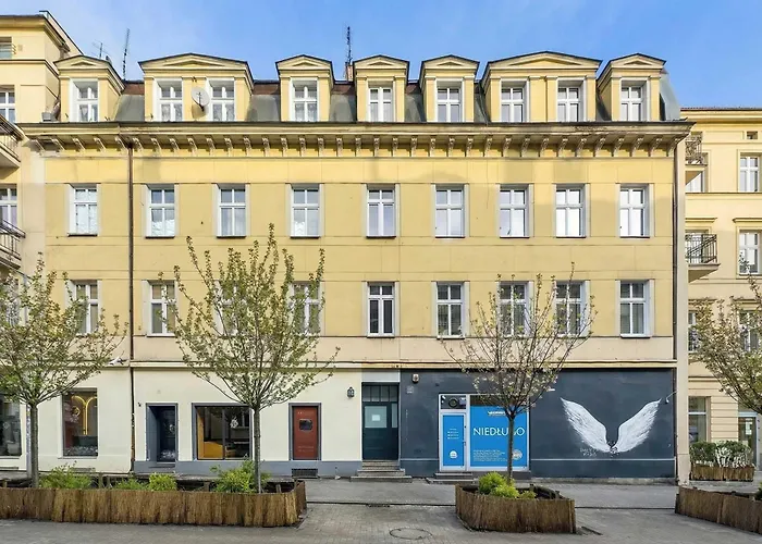 Comfortable One Bedroom Located Near The Old Market Square By Renters Apartmán *